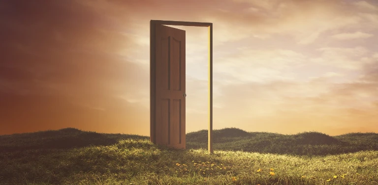 drzwi na&nbsp;łące